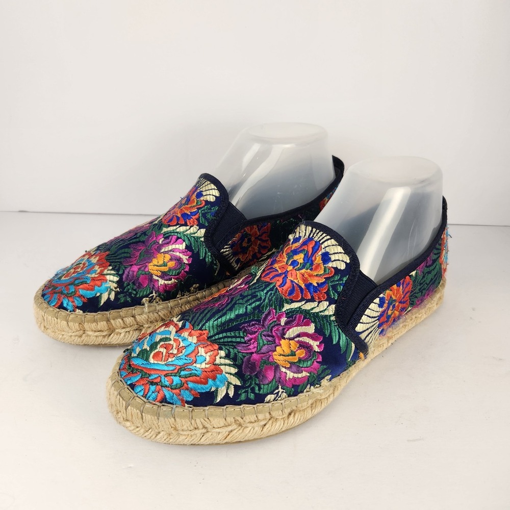 Fabiolas Women's Floral Embroidered Colorful Flat Espadrilles Size 39 (8-8.5)